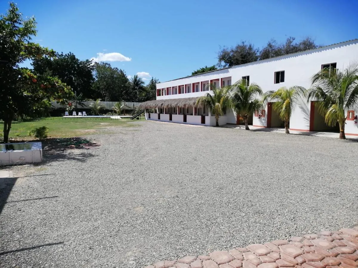Room In Guest Room - Piscalonga Hotel Restaurant Cozy Family Operated San Lorenzo de Guayubin Guest house